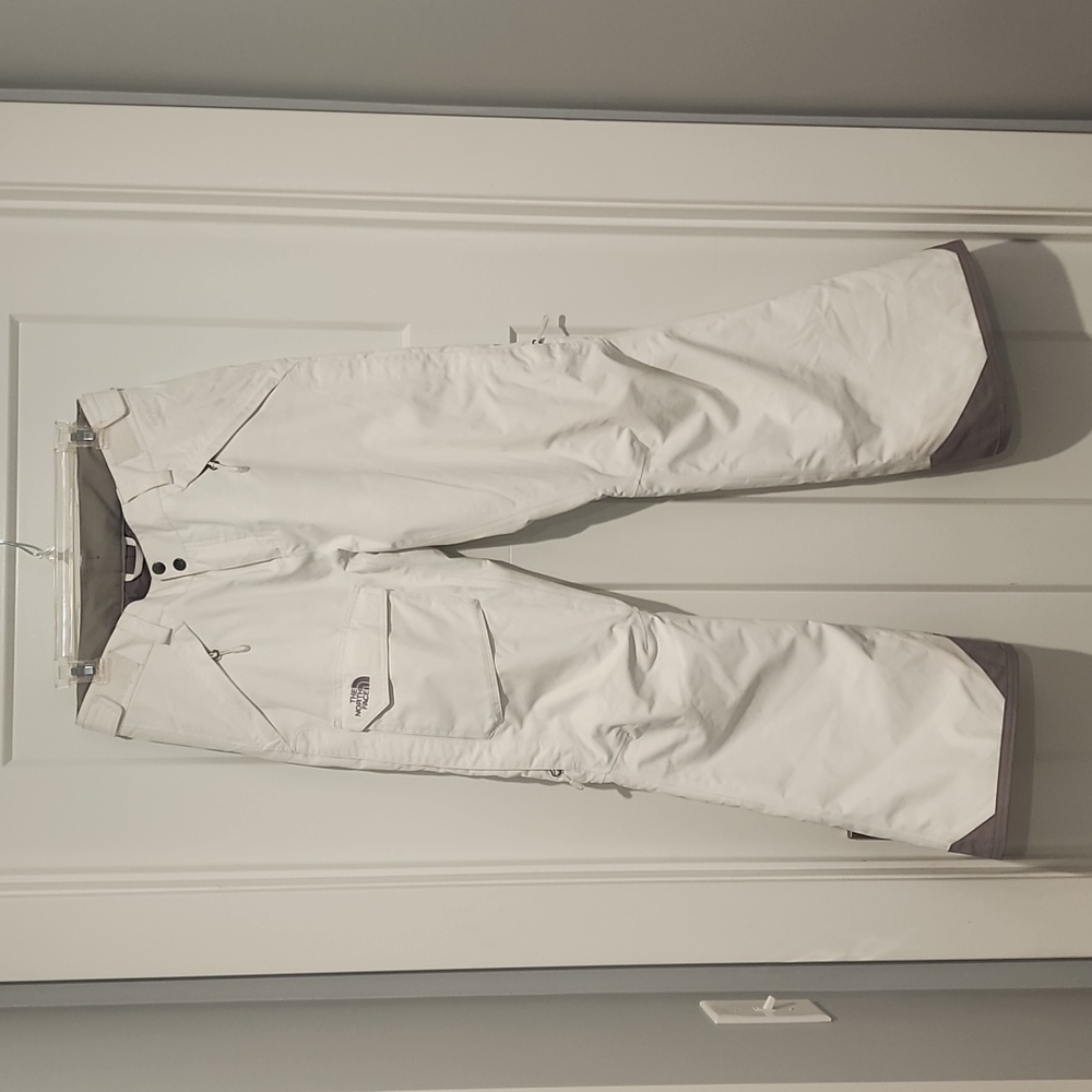 Womens Med North Face HyVent Ski Pants